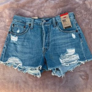 NWT levi’s jean shorts